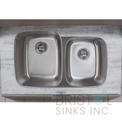 UNDERMOUNT DOUBLE BOWL 18 GAUGE SINKS